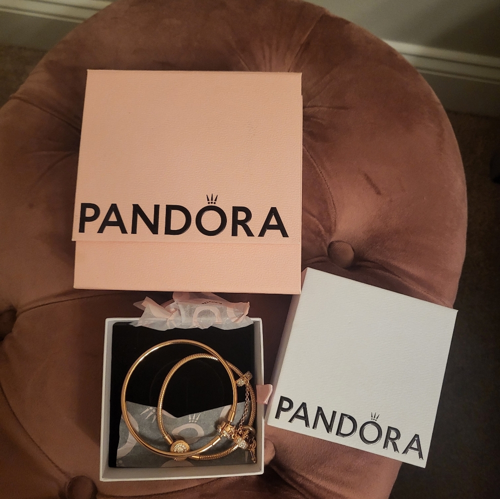 Pandora Gold Bangle Bracelet Set